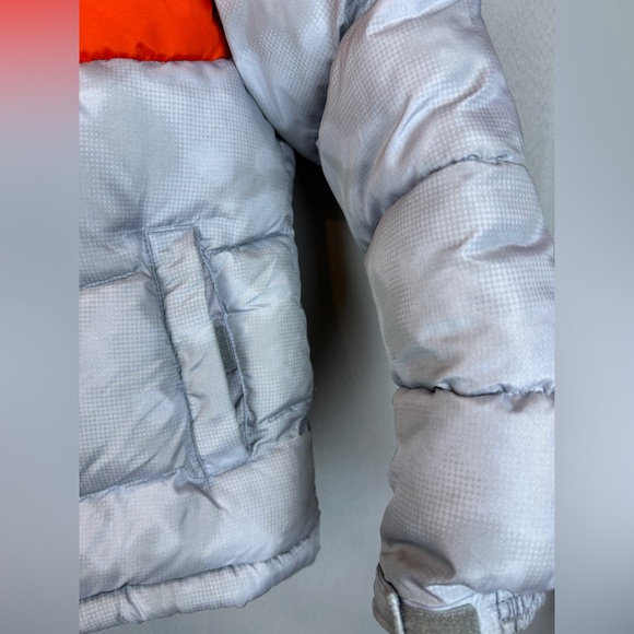 Minus Zero Silver Camo Hooded Puffer Coat- Size Small (8) - Picture 5 of 9